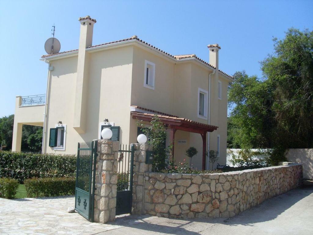 Villa Amelia Metaxáta Екстериор снимка